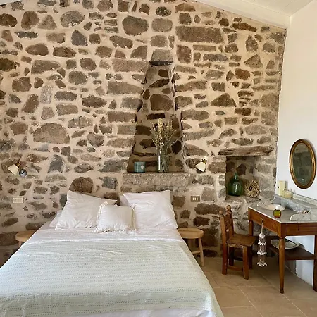 Casa Li Feruli Trinità dʼAgultu