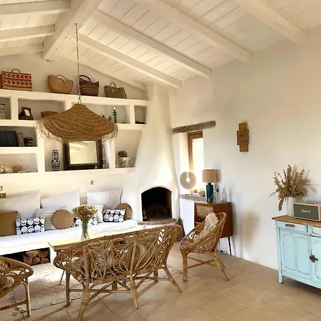 Casa Li Feruli *